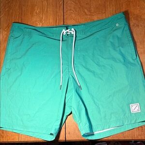 American Eagle Ombré Green Board Shorts